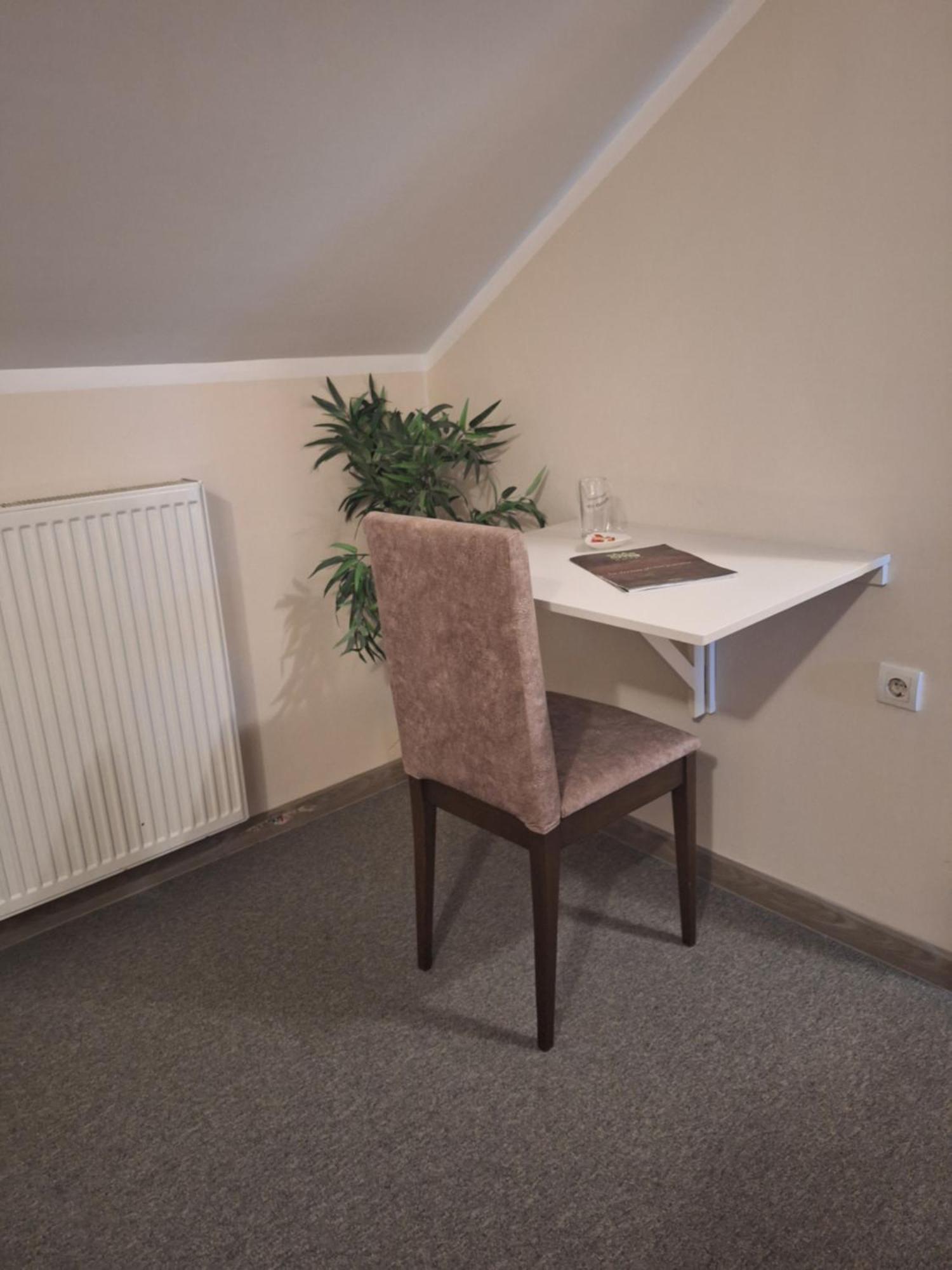 Garni Hotel Ema Kragujevac Eksteriør bilde