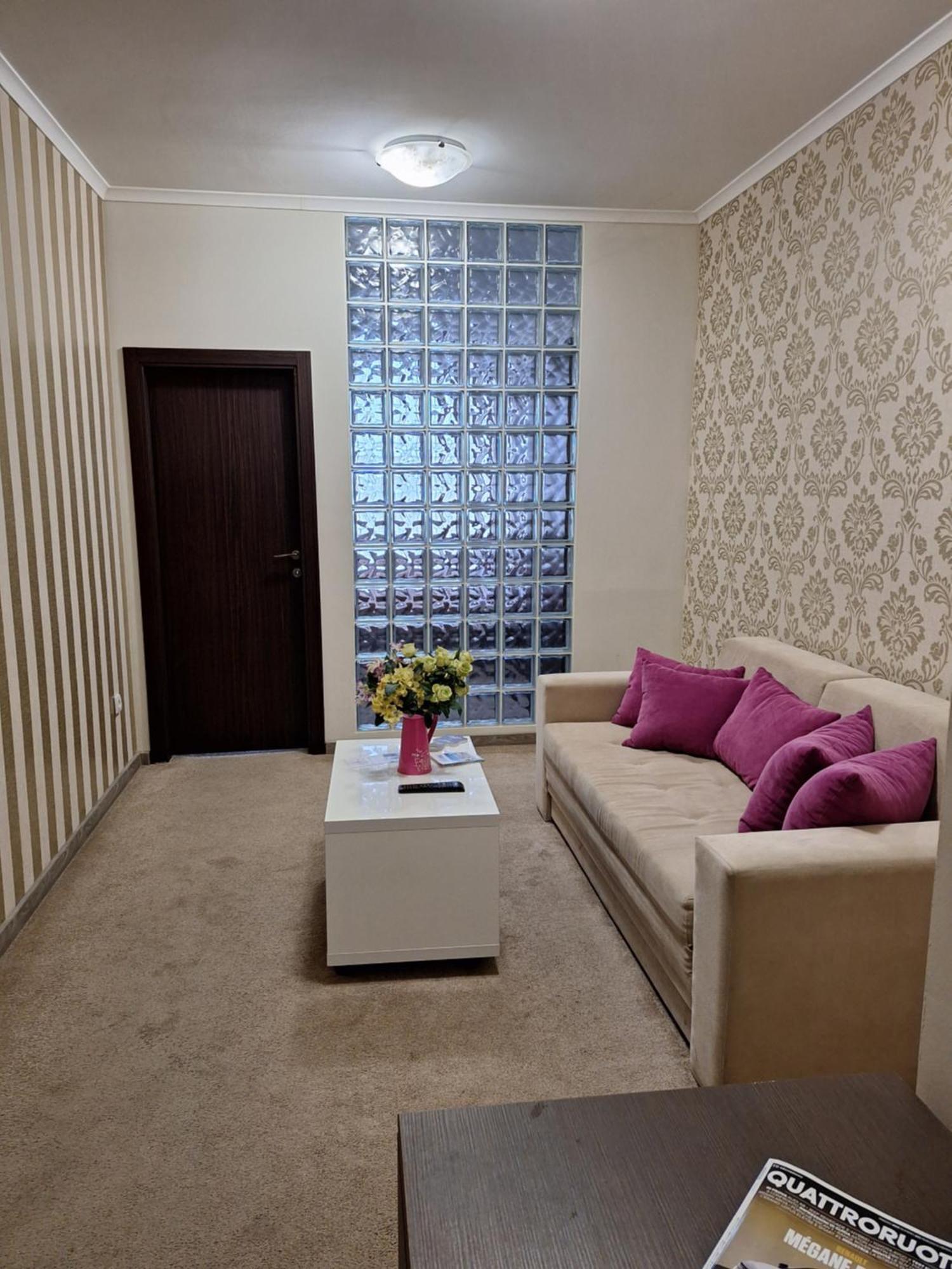 Garni Hotel Ema Kragujevac Eksteriør bilde
