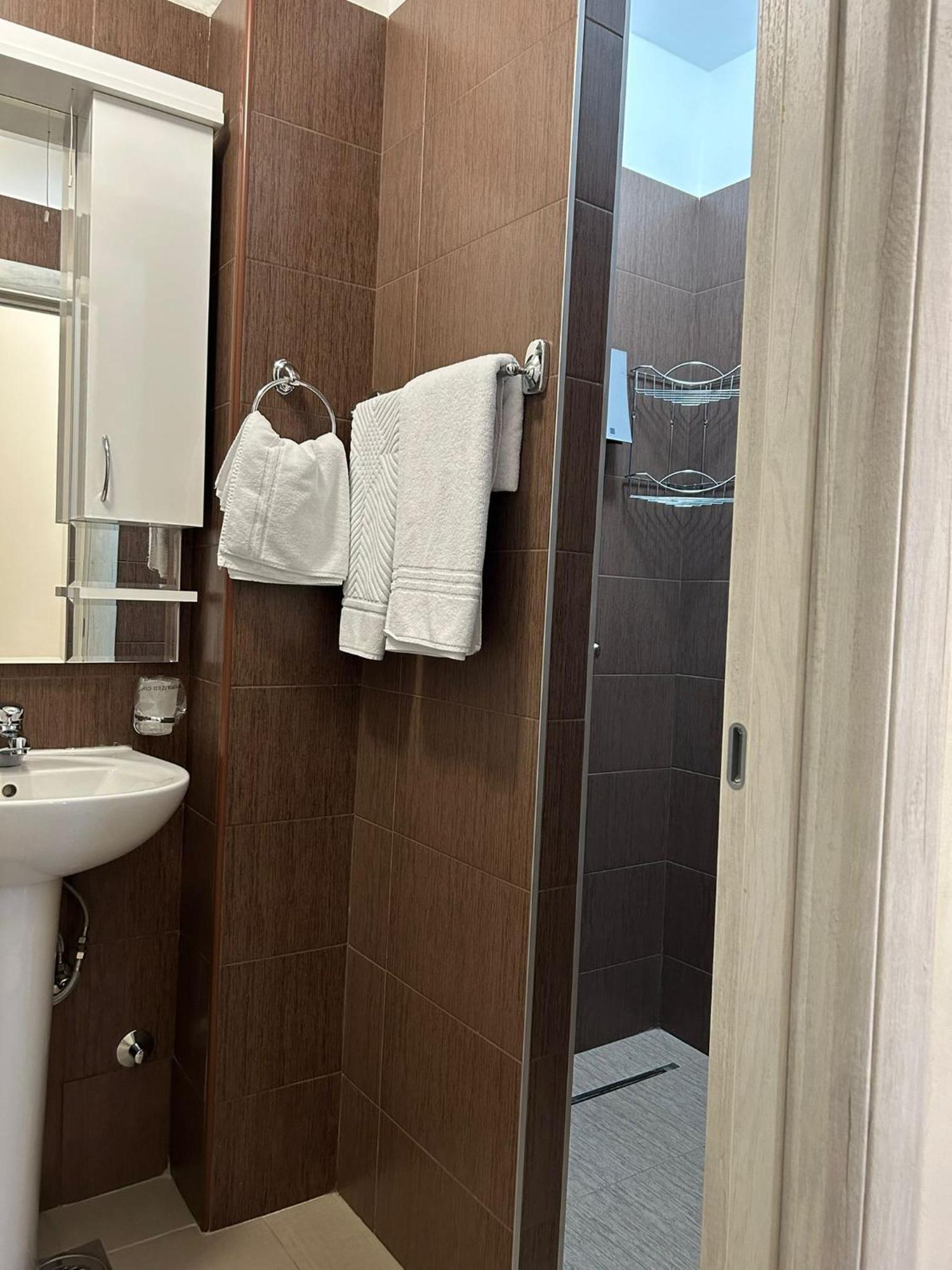 Garni Hotel Ema Kragujevac Eksteriør bilde